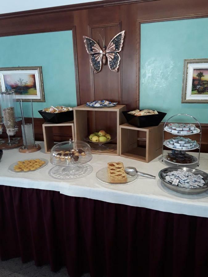 Hotel Bellaria Левико Терме Екстериор снимка