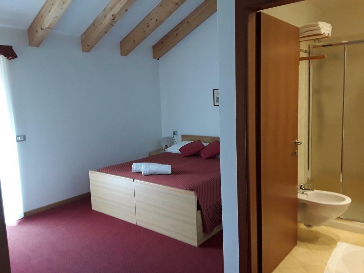 Hotel Bellaria Левико Терме Екстериор снимка