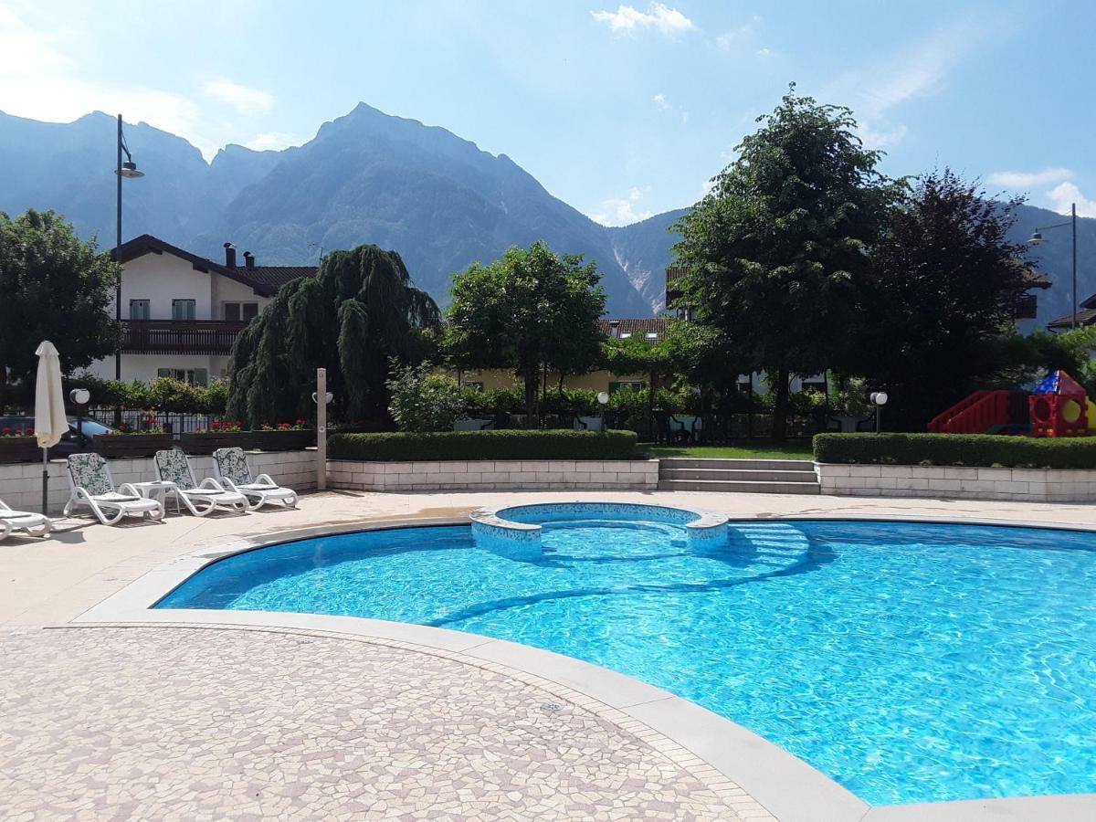 Hotel Bellaria Левико Терме Екстериор снимка